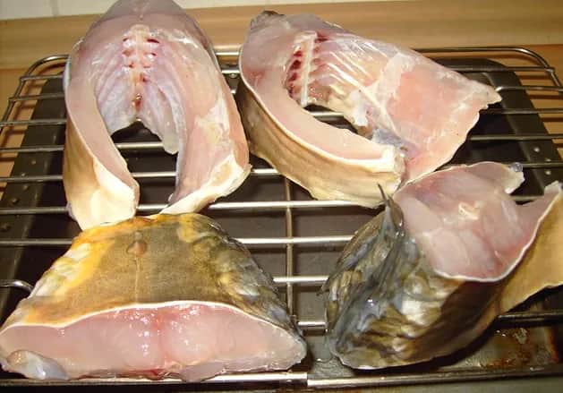 Karpfen räuchern: So gelingt das perfekte Räuchererlebnis zuhause