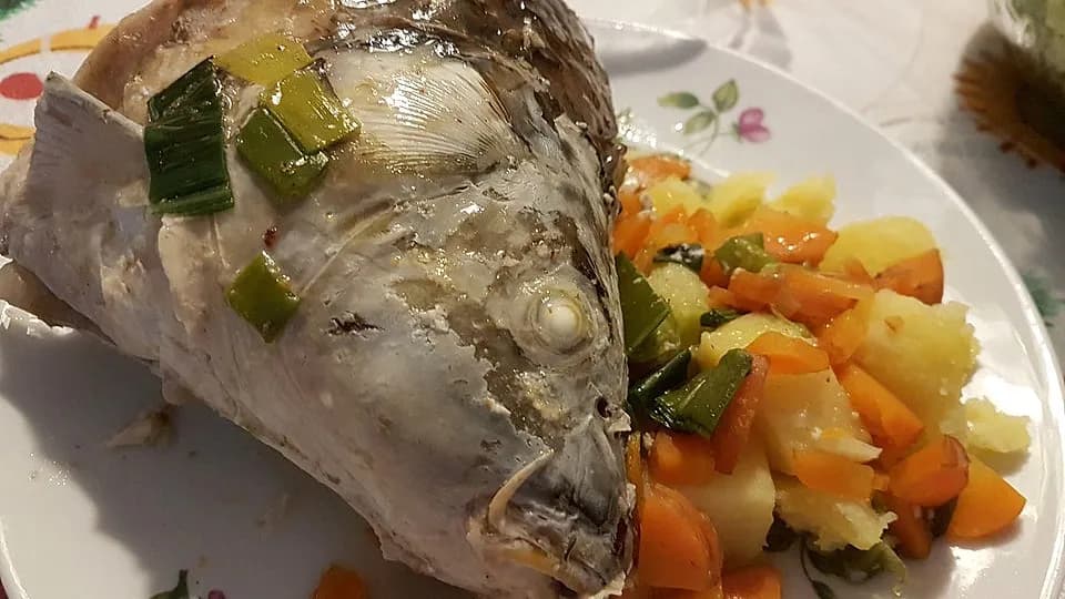 Karpfen blau selbst zubereiten – einfaches Rezept für den Genuss